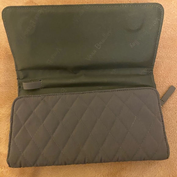 Vera Bradley wristlet and crossbody - Picture 5 of 6